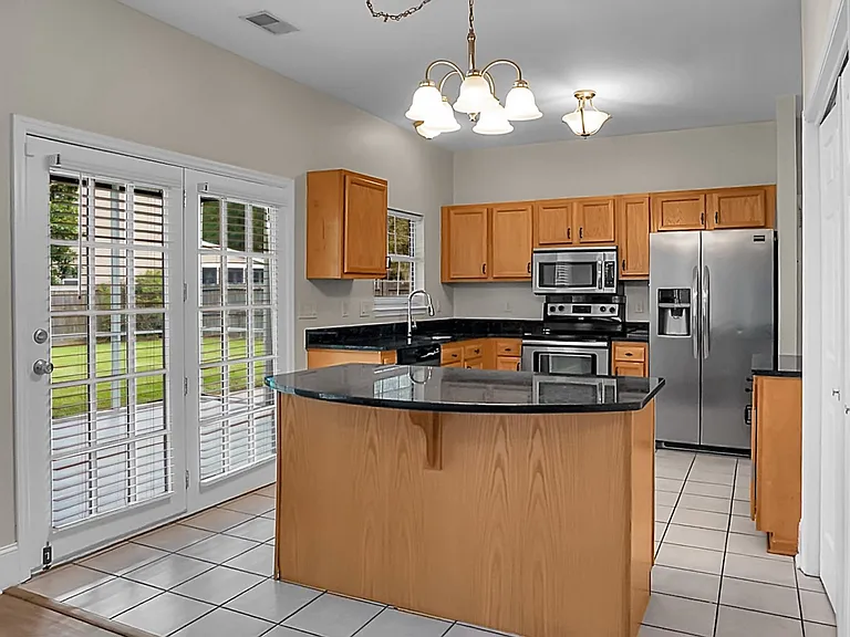 3274 Middleburry Ln — Photo 24