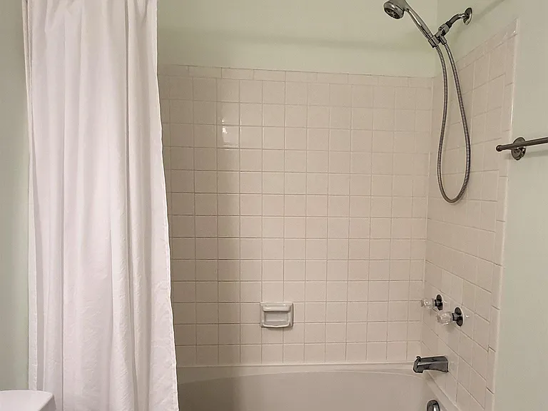 791 Cayuga Ave NE — Photo 12
