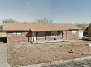 1909 29th St, Snyder, TX 79549