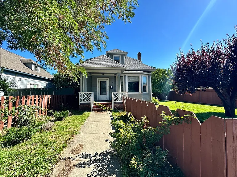 304 S Anderson St — Photo 8