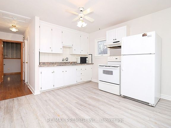 5th image of 15 Boniface Ave