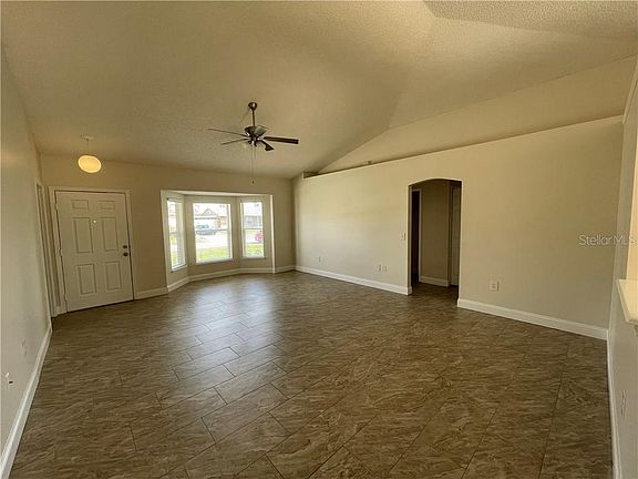 2nd image of 3053 Blaine Cir