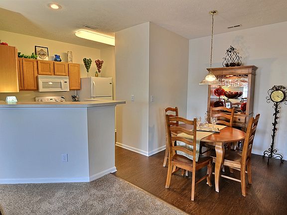 Model Apartment Dining Room