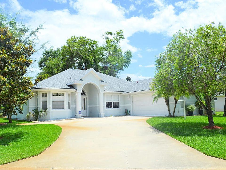 1st image of 18 Flowertree Dr