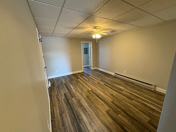 3rd image of 3135 Richmond St Floor 2