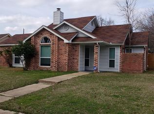 10717 E Crest Ln, Dallas, TX 75217