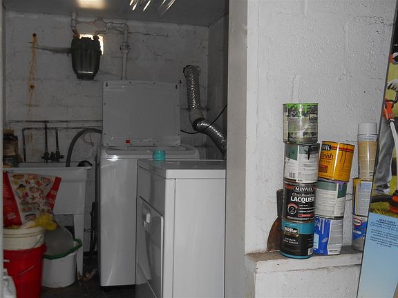 4th image of 35 Henry St