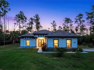 141 20th Ave NW, Naples, FL 34120