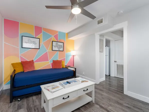 1116 Morgan Ave, Corpus Christi, TX