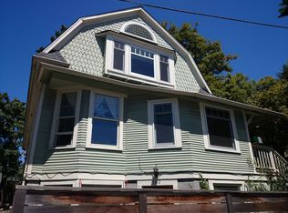 1114 E John St, Seattle, WA 98102