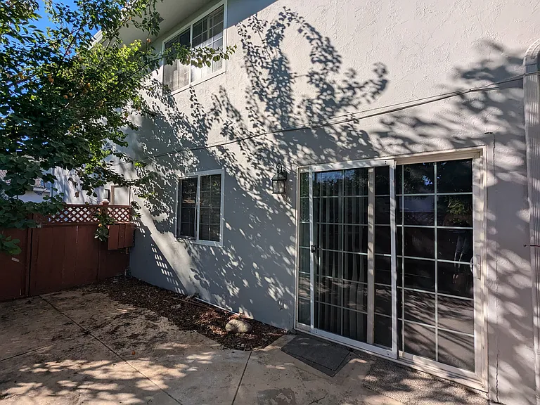 5617 Playa Del Rey #3 — Photo 11