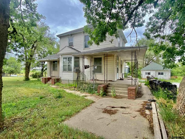 101 Church St, Jansen, NE 68377