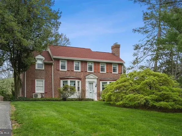 1037 Montgomery Ave, Penn Valley, PA 19072