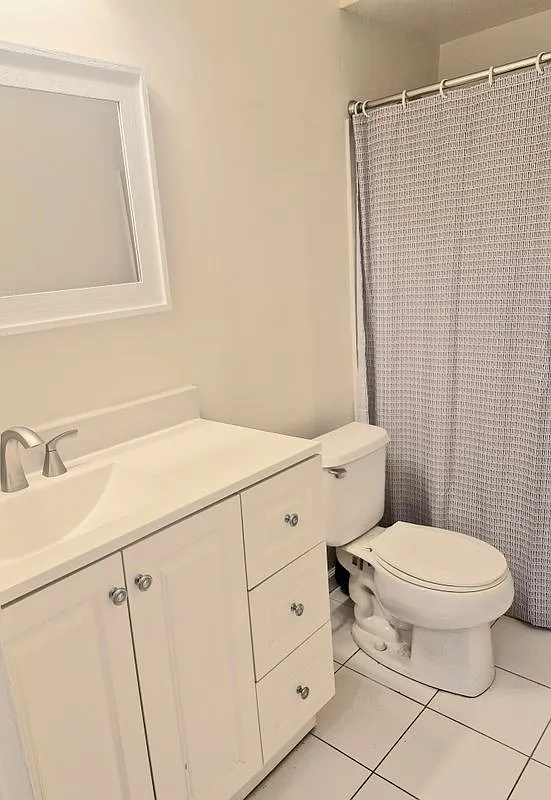 1 bed, 1.0 bath, 798 sqft, $1,700 — Photo 2
