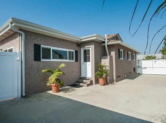 4th image of 4512 Narrot St