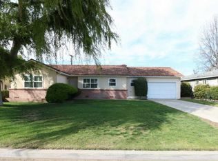 2436 W Cambridge Dr, Visalia, CA 93277
