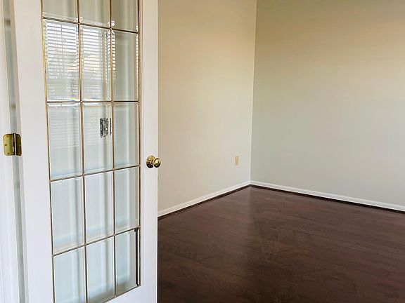 4th image of 7021 Winterbek Ave