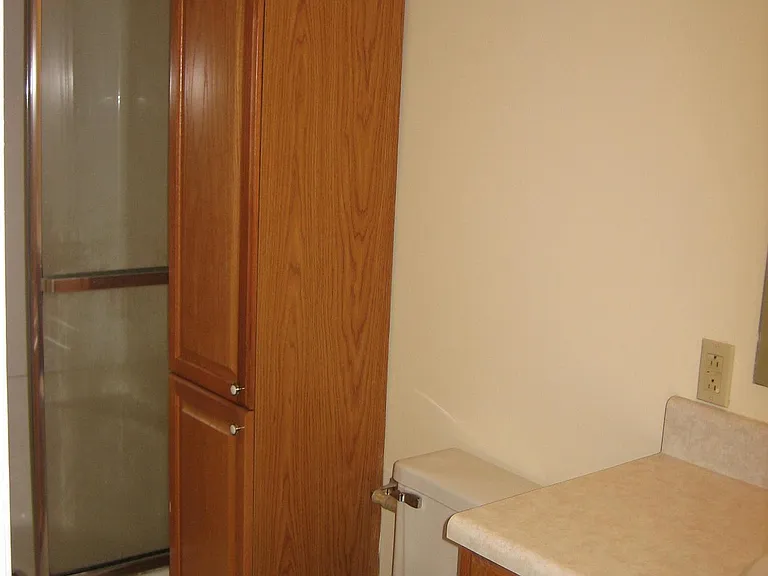 105 Cynthia Ln #B — Photo 12