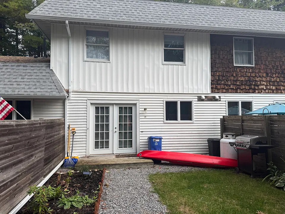 2 Breckenridge Ct