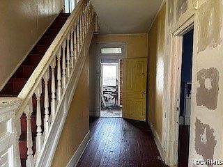 5th image of 213 Park Ave