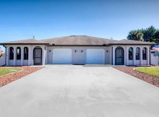 3923 Country Club Blvd, Cape Coral, FL 33904