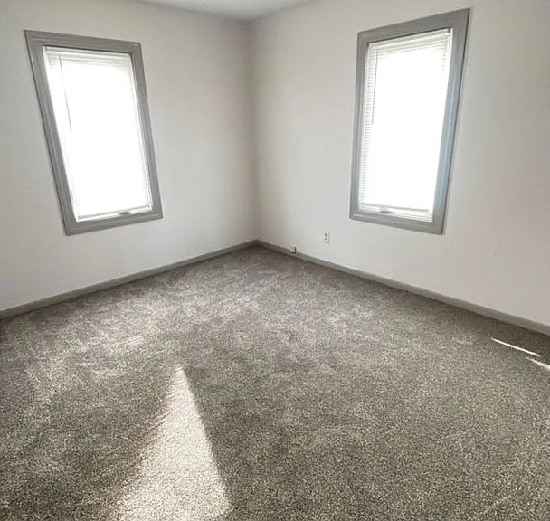 3809 Forest Ave — Photo 6
