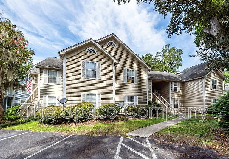 2020 Coldspring Dr — Photo 1