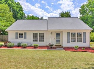 3403 Park Hill Dr, Greensboro, NC 27410