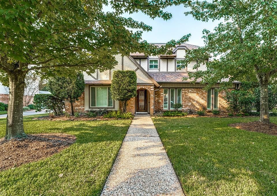 1st image of 10806 Idlebrook Dr
