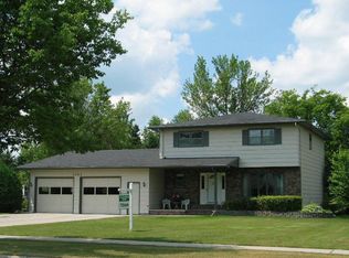 3302 Belmont Rd, Grand Forks, ND 58201