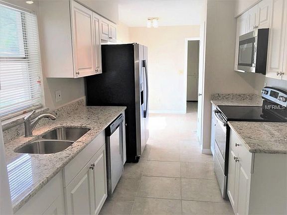 5th image of 14608 Brentwood Ln
