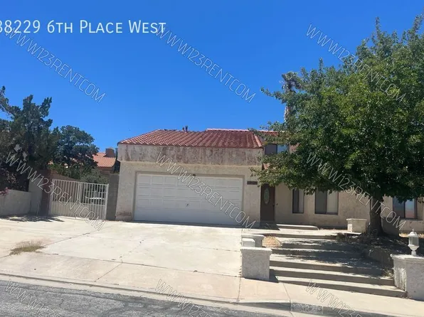 38229 6th Pl W, Palmdale, CA 93551