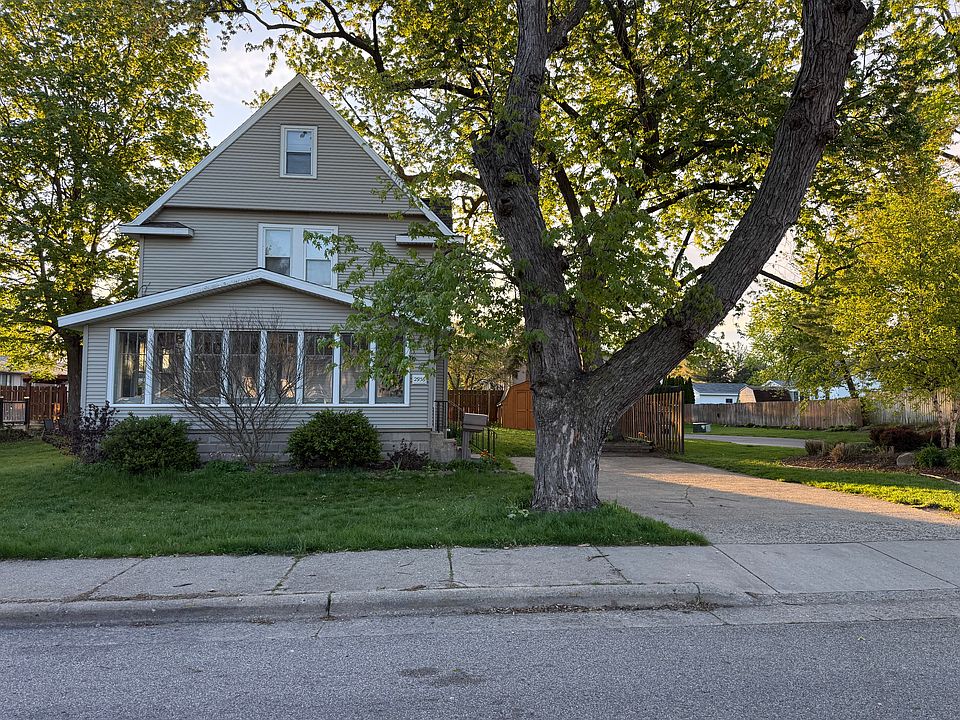 1st image of 2936 Earle Ave SW