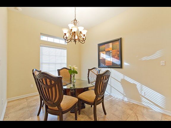 3rd image of 2806 Elsworth Ln