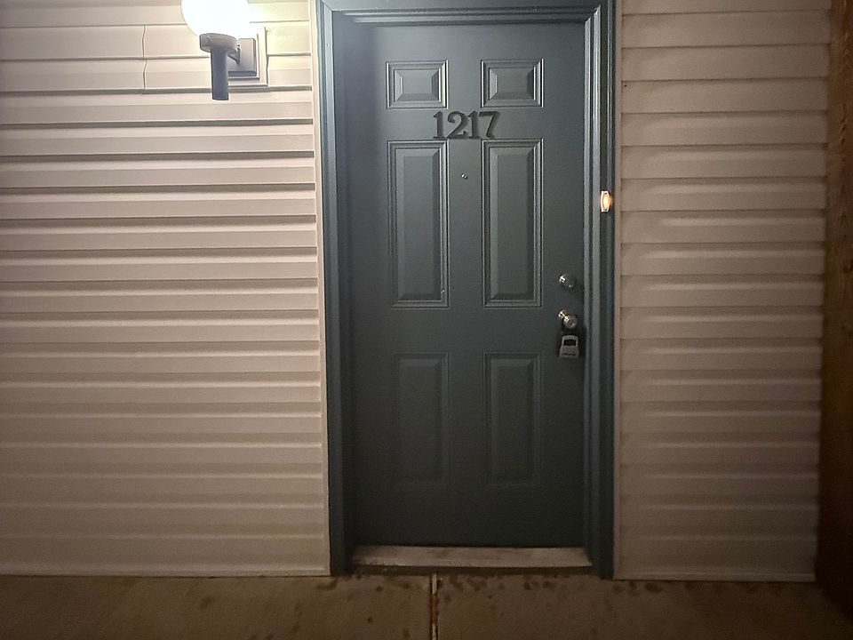 1st image of 1217 Waterford Dr #A