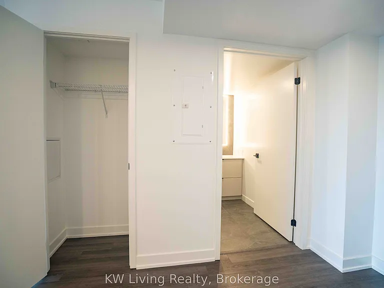 609 Sherbourne St #1105 — Photo 15