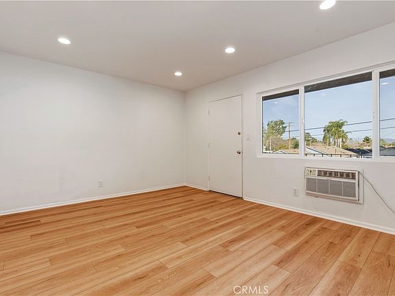 3rd image of 22862 15th St