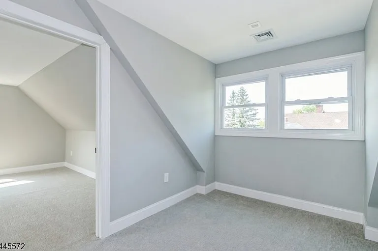 532 Cumberland St — Photo 6