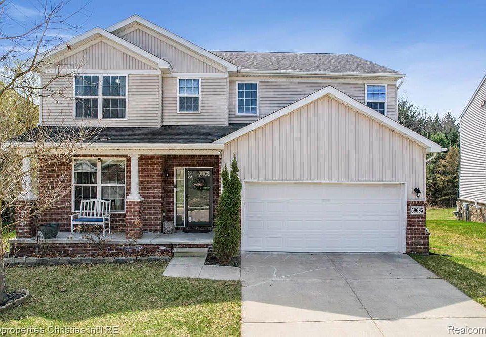 1st image of 59685 Twin Pines Dr