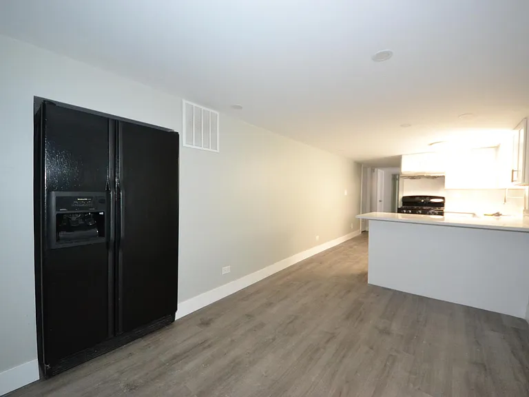 3257 S Emerald Ave #GARDEN — Photo 3