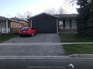12 Maitland St, Brampton, ON L6S 3B6