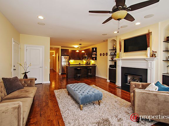Kitchen / Living Room