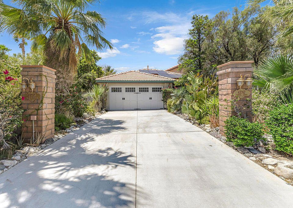1st image of 65767 Avenue Ladera