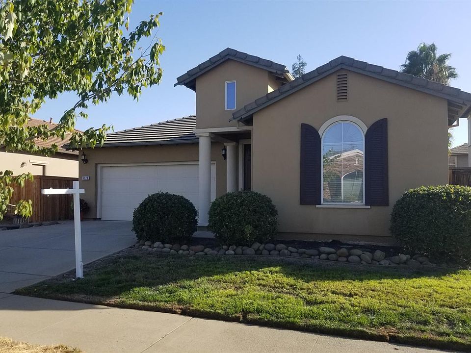 1st image of 7123 Claremont Cir