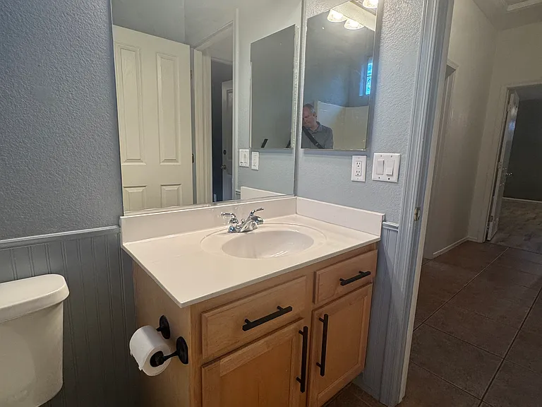 3424 E Vernon St — Photo 26