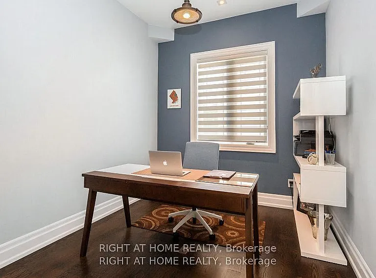 1220 Meredith Ave — Photo 15