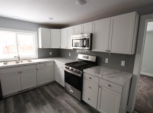 2717 Overhill Rd, Jackson, MI 49203