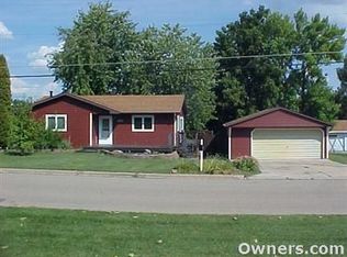 1313 Plain St, Peru, IL 61354