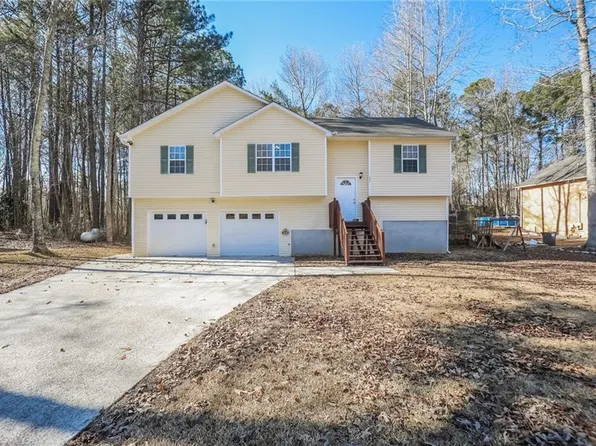 171 Country Cottage Cir, Carrollton, GA 30116