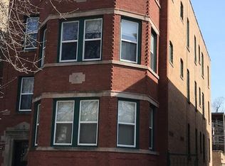 2209 W Thome Ave #B, Chicago, IL 60659